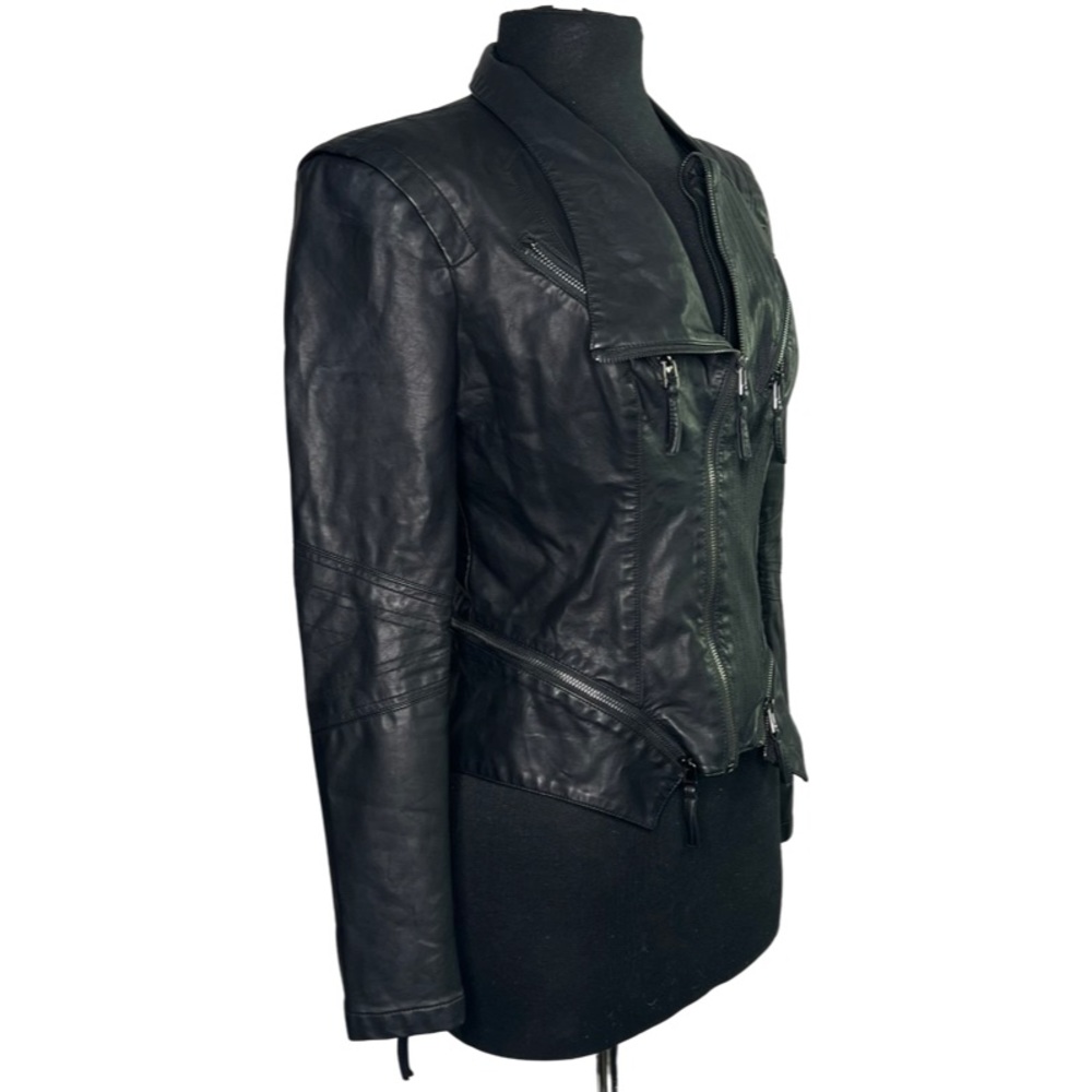 Blank NYC Women’s Black Faux Leather Full Zip Moto Jacket Size Medium - Picture 3 of 10